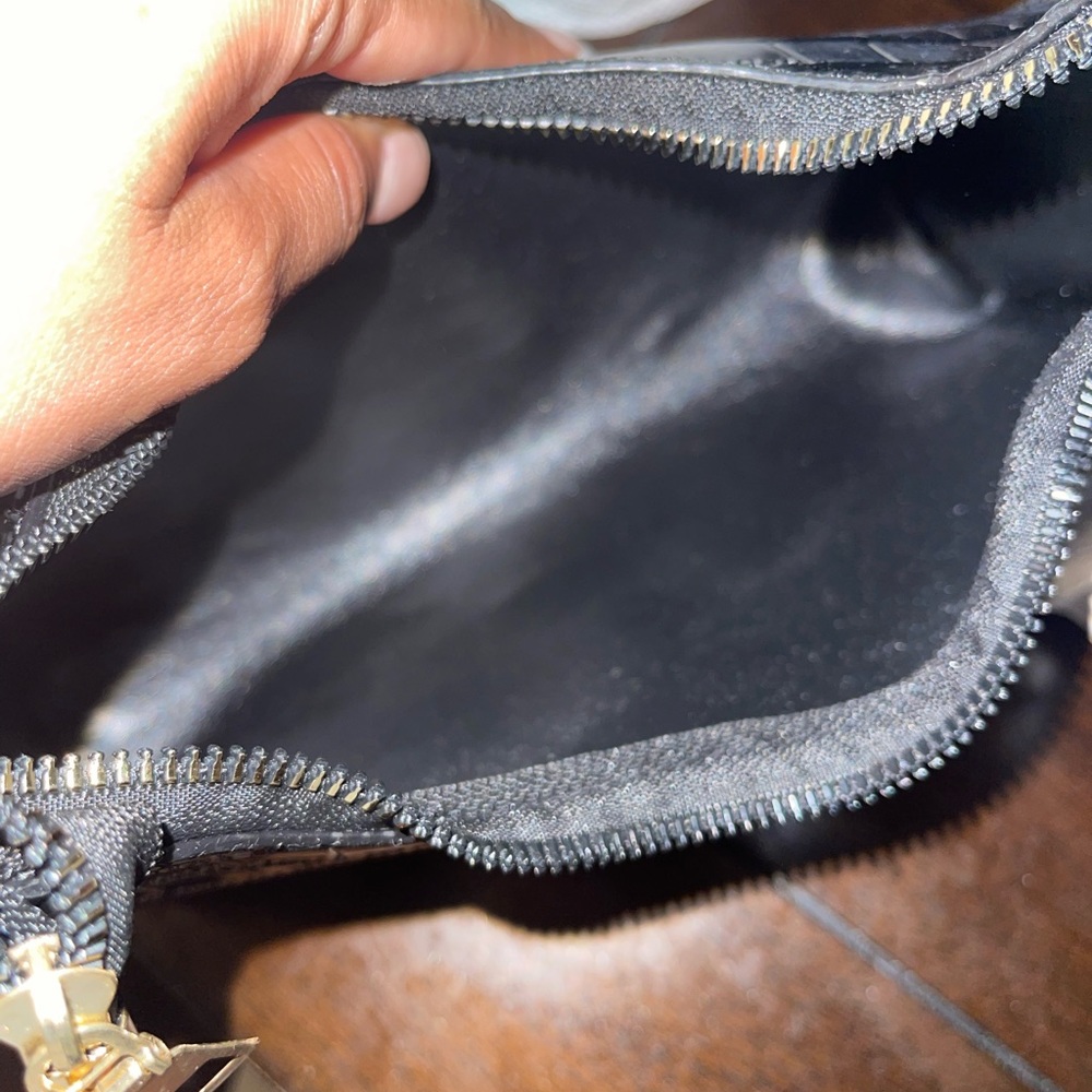Croc Baguette Bag - Picture 3 of 4
